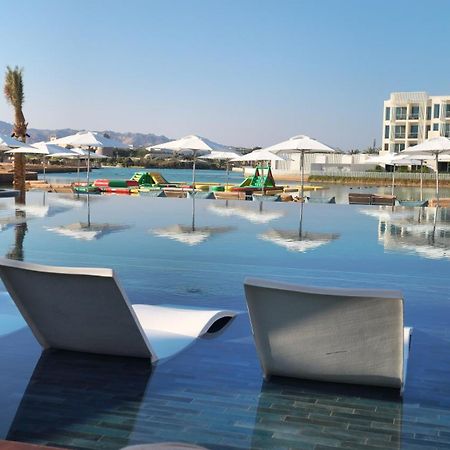 Cloud 7 Residences Ayla Aqaba Exterior photo The resort's lagoon