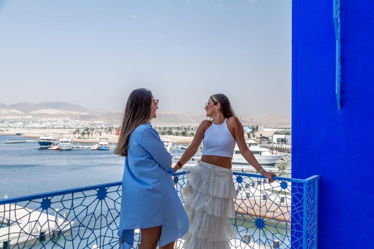Cloud 7 Residences Ayla Aqaba Exterior photo Two women in Mykonos, Greece