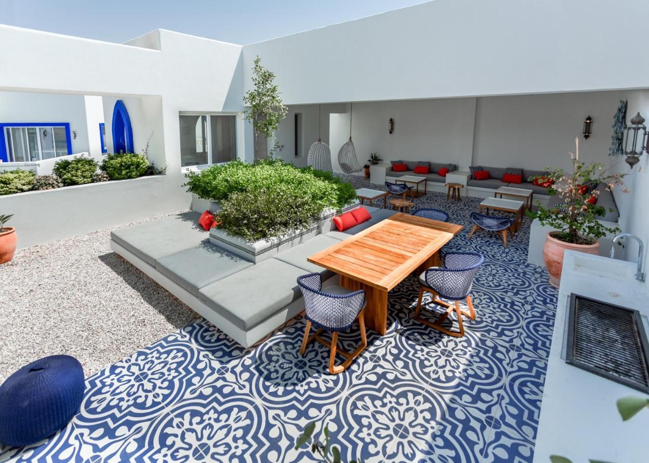 Cloud 7 Residences Ayla Aqaba Exterior photo The courtyard of the Riad