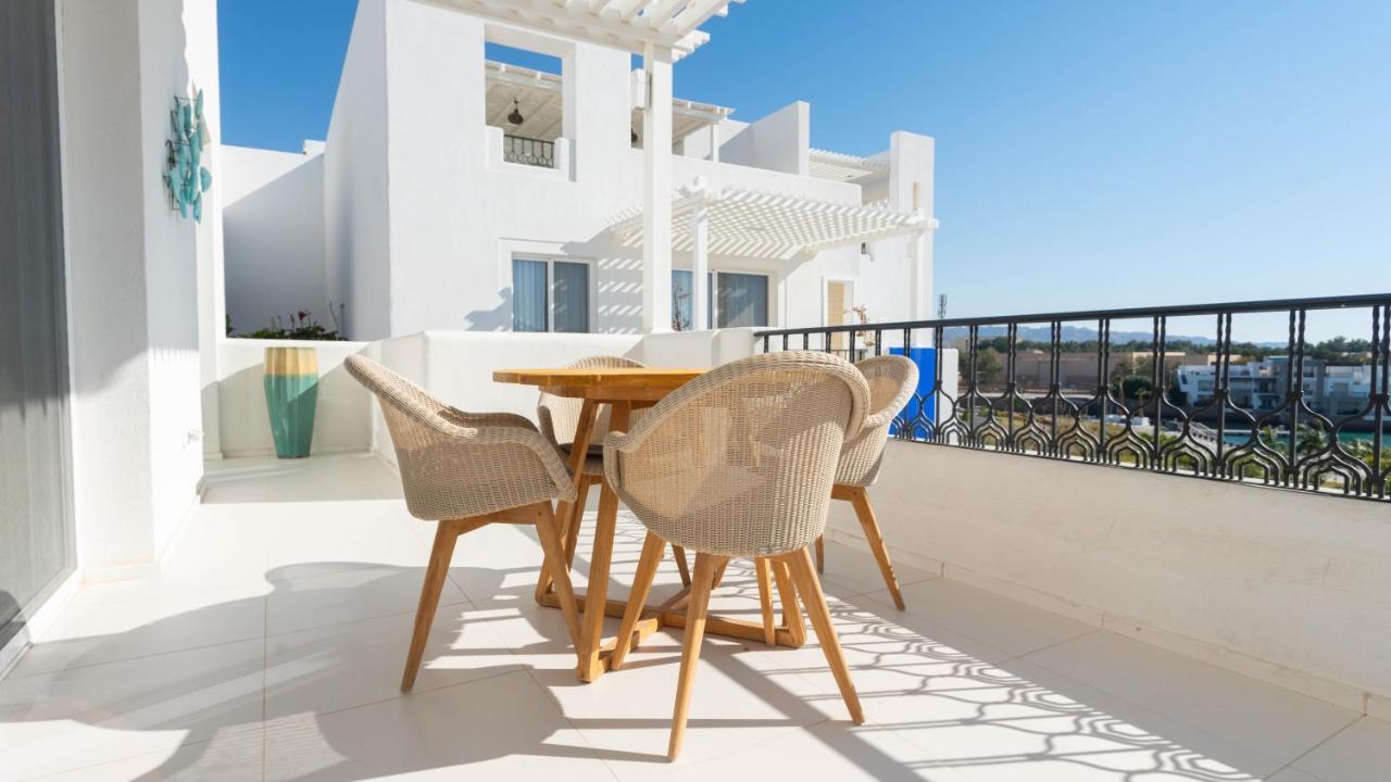 Cloud 7 Residences Ayla Aqaba Exterior photo A typical house in Mykonos
