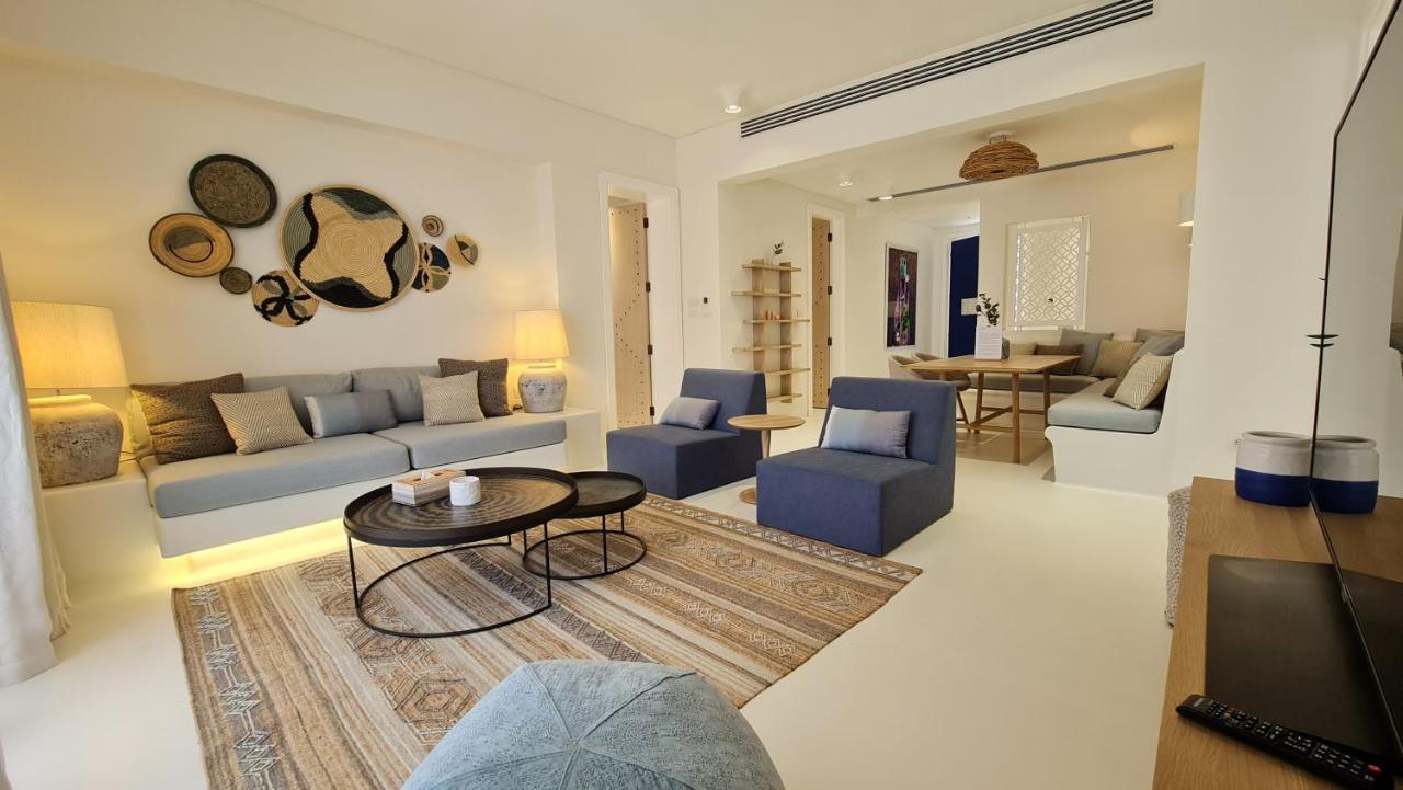 Cloud 7 Residences Ayla Aqaba Exterior photo Interior of a suite at the resort
