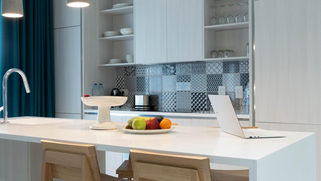 Cloud 7 Residences Ayla Aqaba Exterior photo A modern kitchen